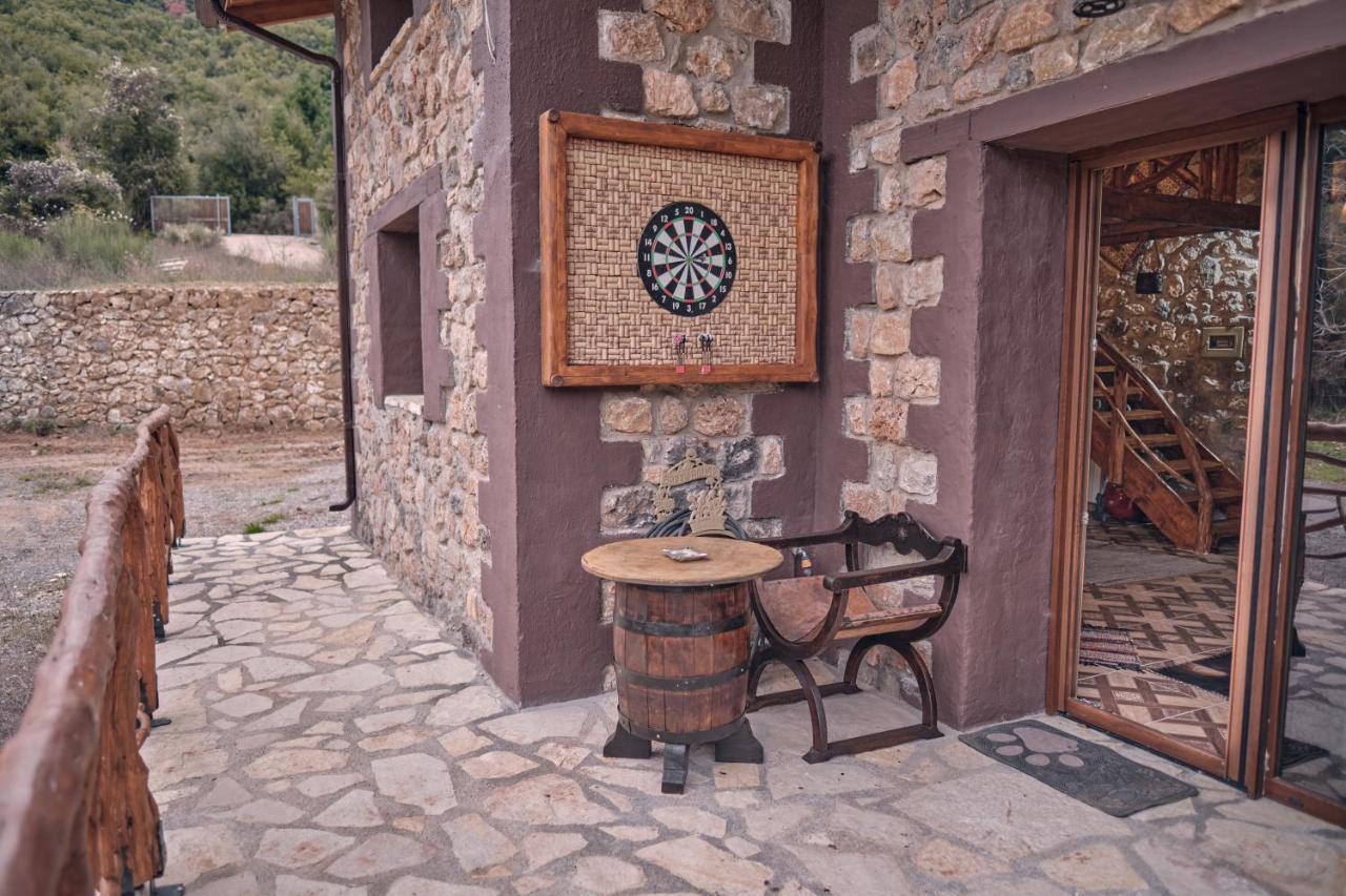 Oneiropagidasuites Kalavryta Extérieur photo