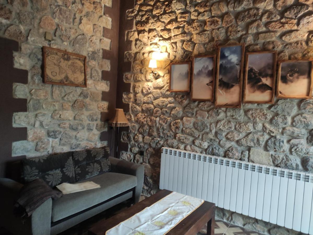 Oneiropagidasuites Kalavryta Extérieur photo