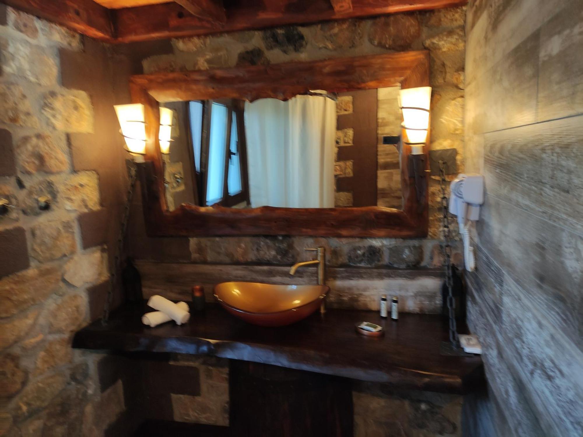 Oneiropagidasuites Kalavryta Chambre photo